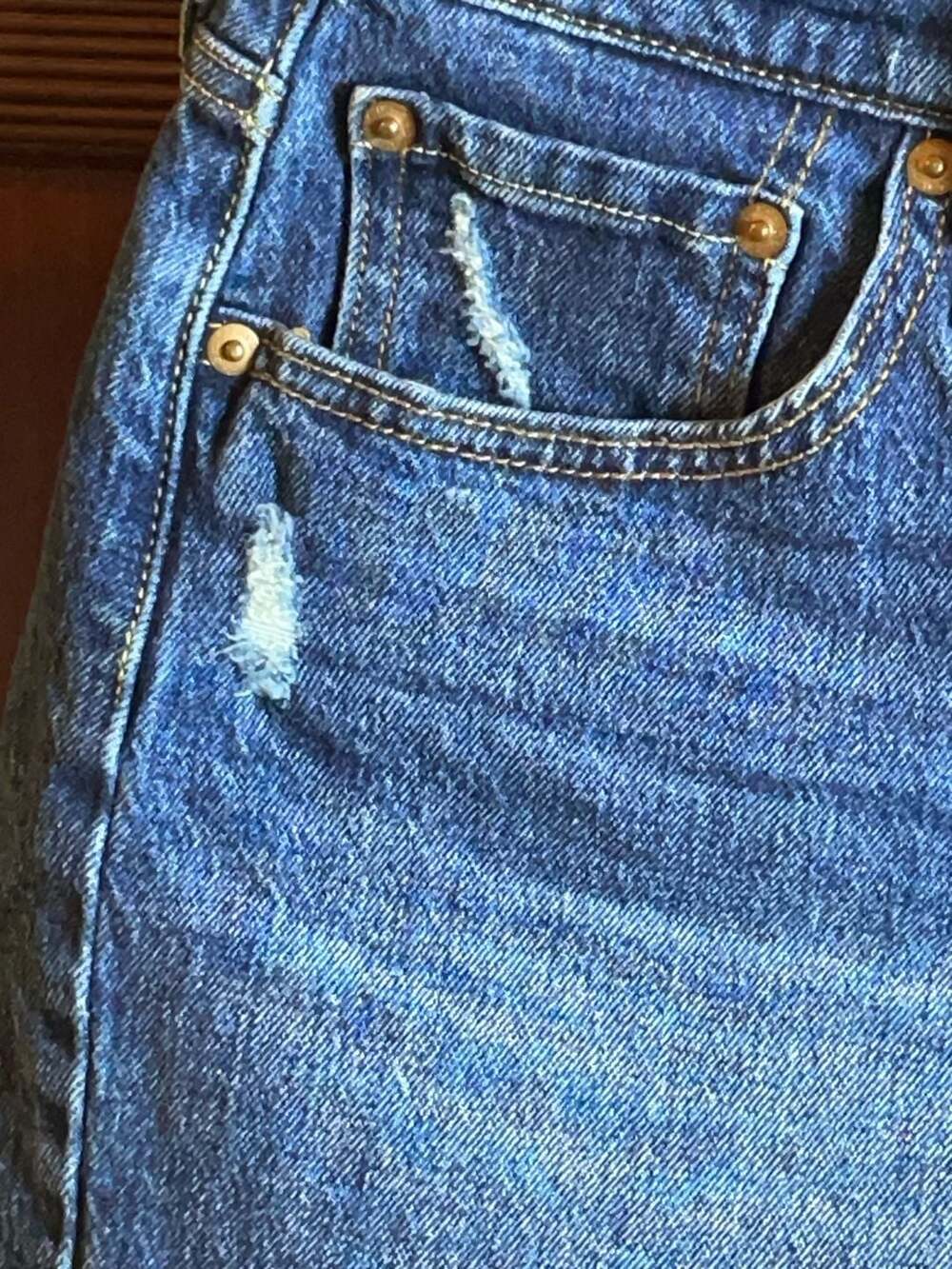 Levi's 501 Original Distressed Cut-Off Denim Shorts Size 29 - Picture 10 of 10